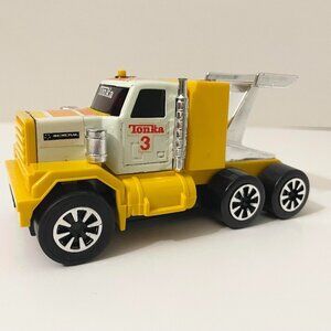 Vintage 80s Yellow Tonka Semi Mack Truck Clutch Popper Made in Japan